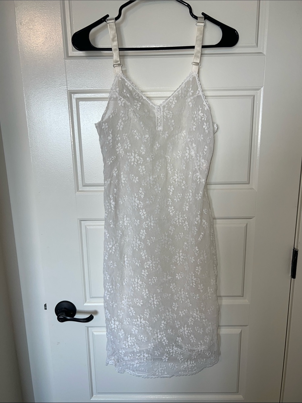 Vanity Fair White Lace Slip Dress with Floral Overlay
